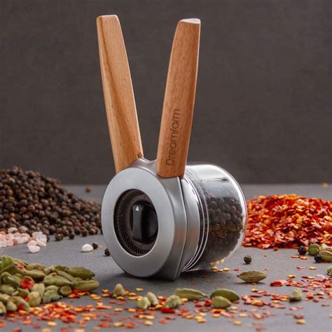 pepper grinder with metal bracket|best pepper grinder pods.